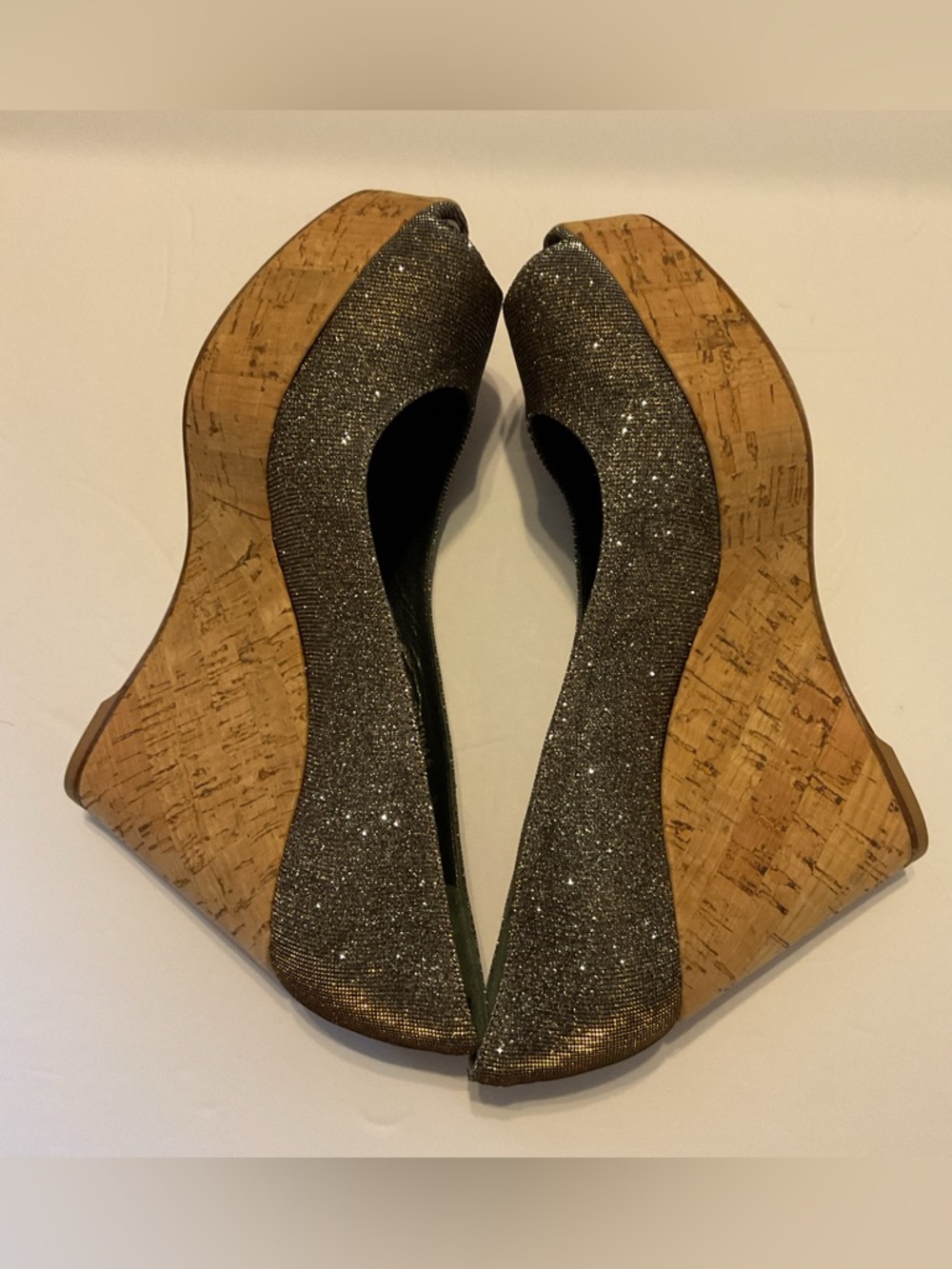 Stuart Weitzman Glitter Metallic Anna Cork Wedge Peep Toe Pumps Shoes Luxury 8 - Picture 9 of 11